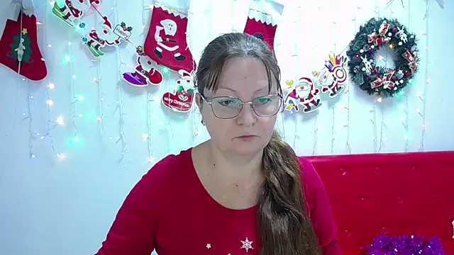 Snapshot of VanessaHotts chatting on December 28, 2024, 6:17 am VanessaHotts online show from December 28, 2024, 6:17 am