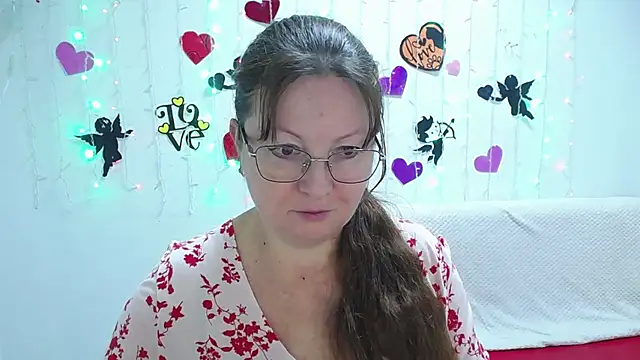 Snapshot of VanessaHotts chatting on January 31, 2025, 6:24 am VanessaHotts online show from January 31, 2025, 6:24 am