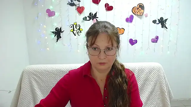 Snapshot of VanessaHotts chatting on February 26, 2025, 6:04 am VanessaHotts online show from February 26, 2025, 6:04 am