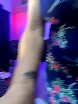 lonely shewolf online show from October 10, 2025, 5:45 pm