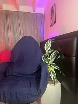 lonely shewolf online show from April 4, 2026, 4:15 pm