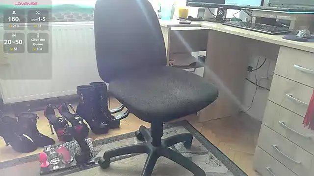 Snapshot of SissyLunaCD chatting on March 20, 2025, 3:25 pm SissyLunaCD online show from March 20, 2025, 3:25 pm