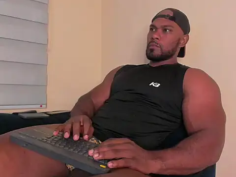 Tyler Waka01 online show from April 25, 2026, 10:40 pm