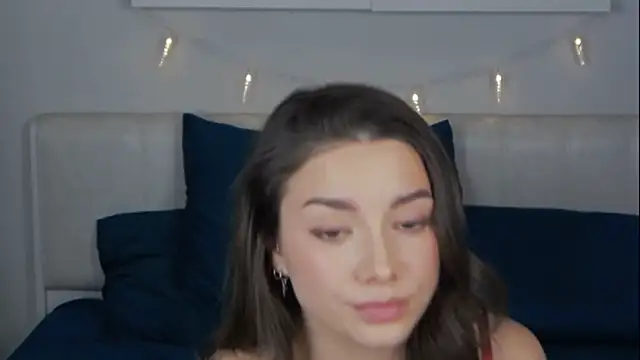 Snapshot of sinthiaroze chatting on December 25, 2024, 6:09 pm sinthiaroze online show from December 25, 2024, 6:09 pm