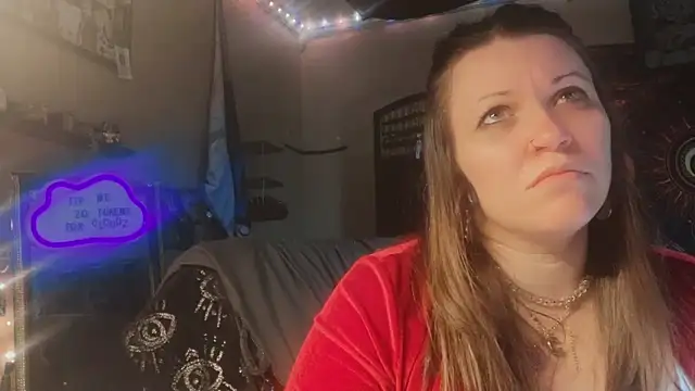 spunlikecottoncandy online show from November 19, 2025, 7:41 am