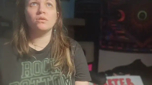 spunlikecottoncandy online show from April 6, 2026, 7:48 pm