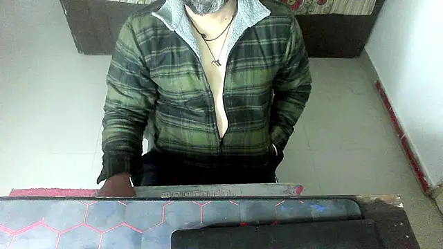 rentarob online show from February 3, 2026, 5:29 pm