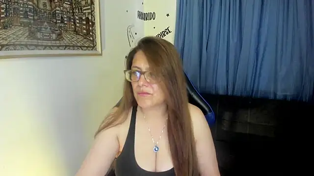 Snapshot of Ivette_Shaira chatting on June 26, 2026, 11:36 am Ivette Shaira online show from June 26, 2026, 11:36 am