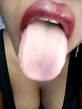 Hotlisa online show from January 7, 2025, 5:20 pm