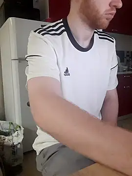 Snapshot of FillipsonDon chatting on November 8, 2025, 11:47 pm FillipsonDon online show from November 8, 2025, 11:47 pm