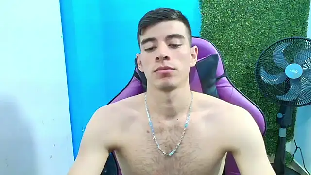 DEIBY BABY online show from February 4, 2025, 11:27 pm