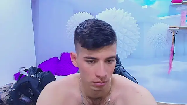 DEIBY BABY online show from August 7, 2026, 10:34 pm