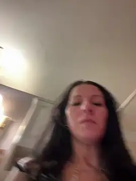 DominiqueX0 online show from February 1, 2026, 3:21 pm