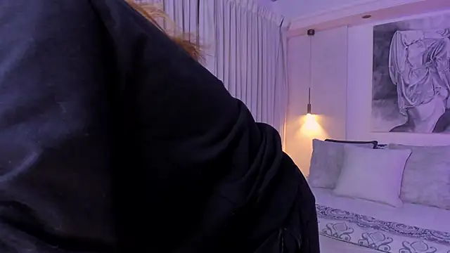 nathalie rivers online show from April 8, 2026, 11:21 am