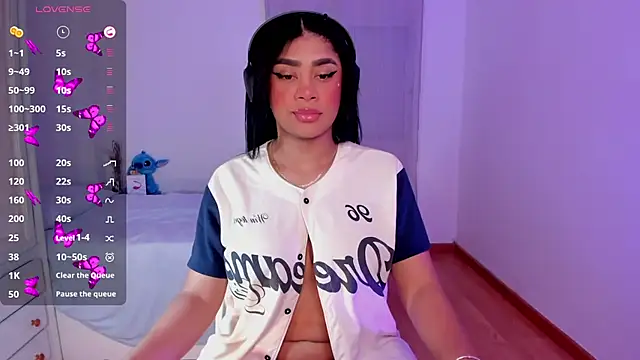 Snapshot of briana_walker chatting on March 14, 2025, 6:50 pm briana walker online show from March 14, 2025, 6:50 pm