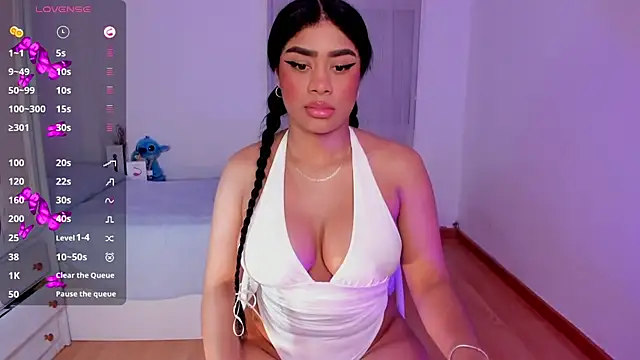 Snapshot of briana_walker chatting on March 21, 2025, 6:07 pm briana walker online show from March 21, 2025, 6:07 pm