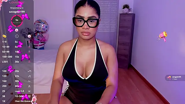 Snapshot of briana_walker chatting on October 5, 2025, 9:51 am briana walker online show from October 5, 2025, 9:51 am