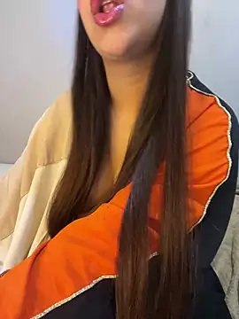 Mayacrayzi online show from February 11, 2025, 9:42 am