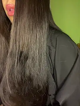 Snapshot of Mayacrayzi chatting on February 1, 2026, 10:36 am Mayacrayzi online show from February 1, 2026, 10:36 am