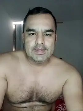 Snapshot of Angeelus2 chatting on February 4, 2025, 9:31 pm Angeelus2 online show from February 4, 2025, 9:31 pm