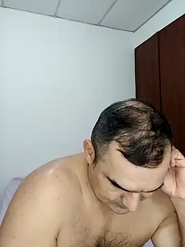 Snapshot of Angeelus2 chatting on September 14, 2025, 3:44 pm Angeelus2 online show from September 14, 2025, 3:44 pm