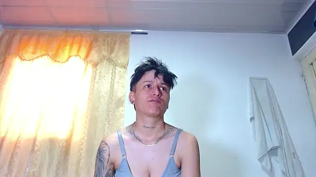 Snapshot of Tamarahryan chatting on January 9, 2025, 2:07 pm Tamarahryan online show from January 9, 2025, 2:07 pm