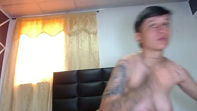 Snapshot of Tamarahryan chatting on January 30, 2025, 6:10 pm Tamarahryan online show from January 30, 2025, 6:10 pm