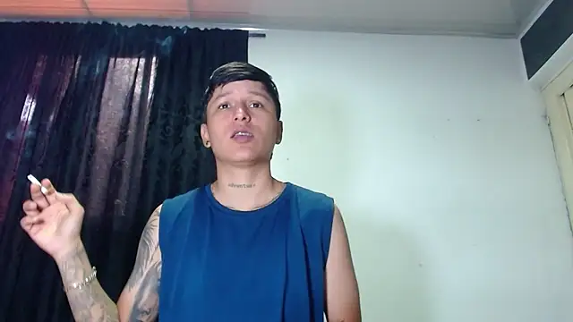 Snapshot of Tamarahryan chatting on February 19, 2025, 2:12 pm Tamarahryan online show from February 19, 2025, 2:12 pm