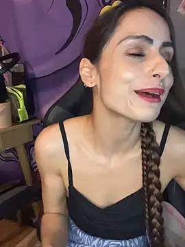 LaPetitechienne1 online show from December 30, 2024, 12:00 am