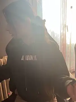 LaPetitechienne1 online show from January 13, 2025, 2:00 pm