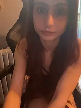 LaPetitechienne1 online show from January 22, 2025, 3:18 pm