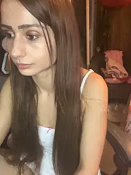 LaPetitechienne1 online show from February 8, 2025, 12:06 am