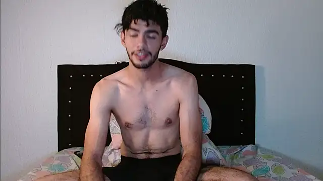 Snapshot of bear_97s chatting on January 18, 2025, 10:49 pm bear 97s online show from January 18, 2025, 10:49 pm