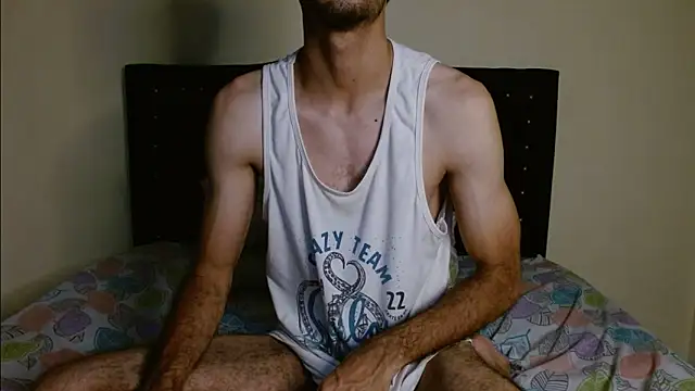 Snapshot of bear_97s chatting on March 9, 2025, 3:11 am bear 97s online show from March 9, 2025, 3:11 am