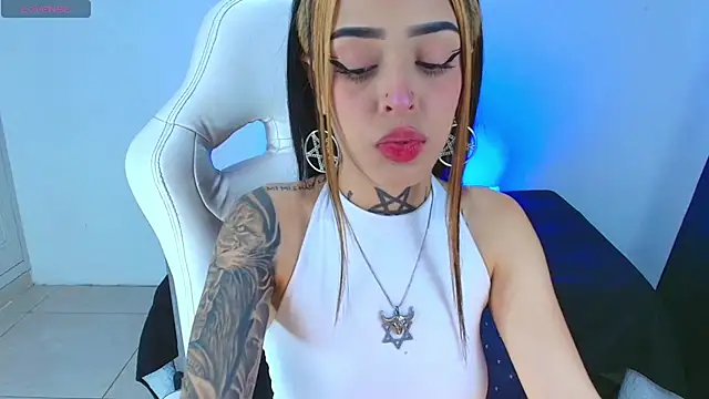 farichell online show from April 25, 2026, 7:44 pm