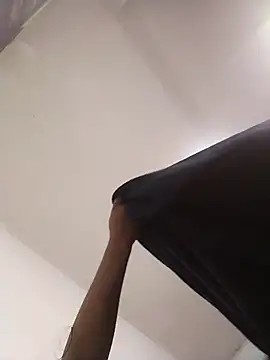 Umaru uwu online show from November 26, 2025, 4:57 am