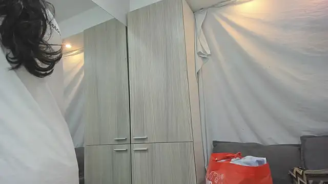 Mhelanny2 online show from February 6, 2026, 5:16 pm