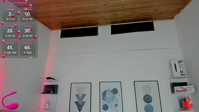 cristal  hot 1 online show from January 18, 2025, 7:07 am