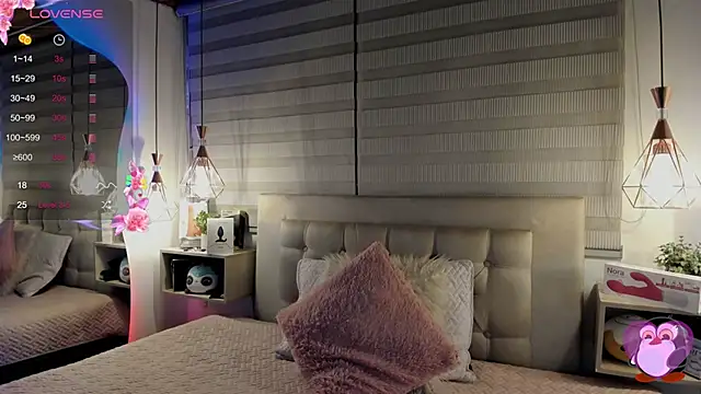 cristal  hot 1 online show from November 20, 2025, 4:56 am