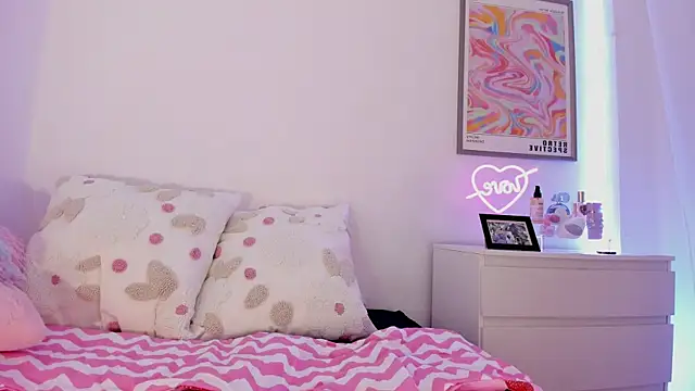  viioletweekend  online show from February 22, 2025, 9:04 pm