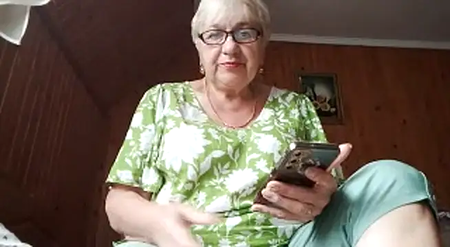 SweetCherry27 online show from July 3, 2026, 5:47 am