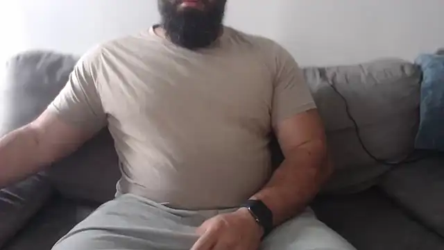 Snapshot of hugemachohandsome chatting on June 23, 2026, 5:05 am hugemachohandsome online show from June 23, 2026, 5:05 am