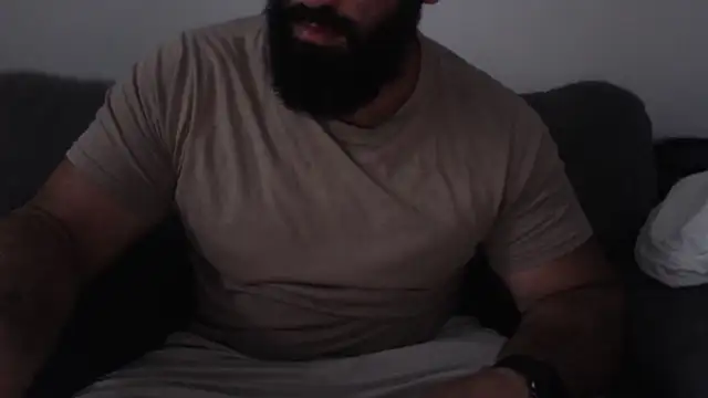 Snapshot of hugemachohandsome chatting on July 1, 2026, 6:48 am hugemachohandsome online show from July 1, 2026, 6:48 am