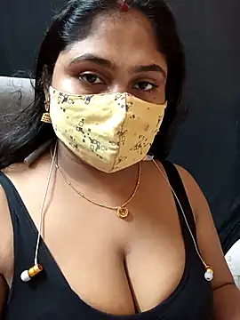 Snapshot of Sophiaboudi chatting on October 10, 2025, 5:34 pm Sophiaboudi online show from October 10, 2025, 5:34 pm