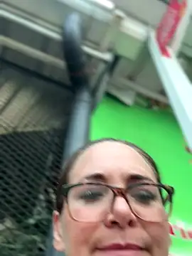 Snapshot of MessyNastyQueen chatting on September 14, 2025, 9:58 pm MessyNastyQueen online show from September 14, 2025, 9:58 pm