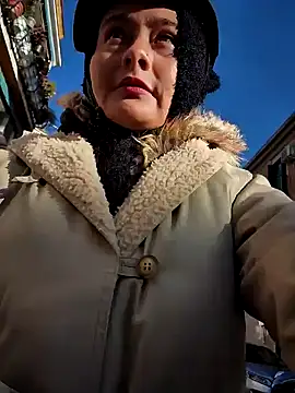 Snapshot of bellapaty chatting on January 18, 2025, 2:33 pm bellapaty online show from January 18, 2025, 2:33 pm