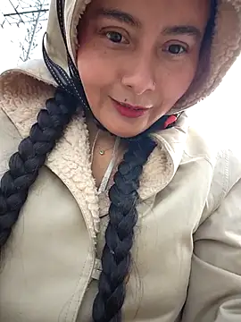 Snapshot of bellapaty chatting on February 13, 2025, 2:42 pm bellapaty online show from February 13, 2025, 2:42 pm