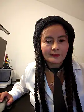 Snapshot of bellapaty chatting on November 7, 2025, 3:12 pm bellapaty online show from November 7, 2025, 3:12 pm