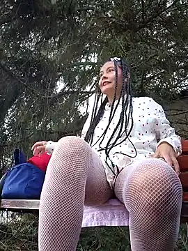 Snapshot of bellapaty chatting on February 18, 2026, 9:49 am bellapaty online show from February 18, 2026, 9:49 am