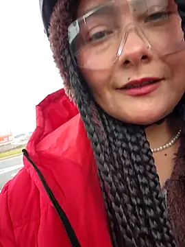 Snapshot of bellapaty chatting on February 19, 2026, 10:33 am bellapaty online show from February 19, 2026, 10:33 am